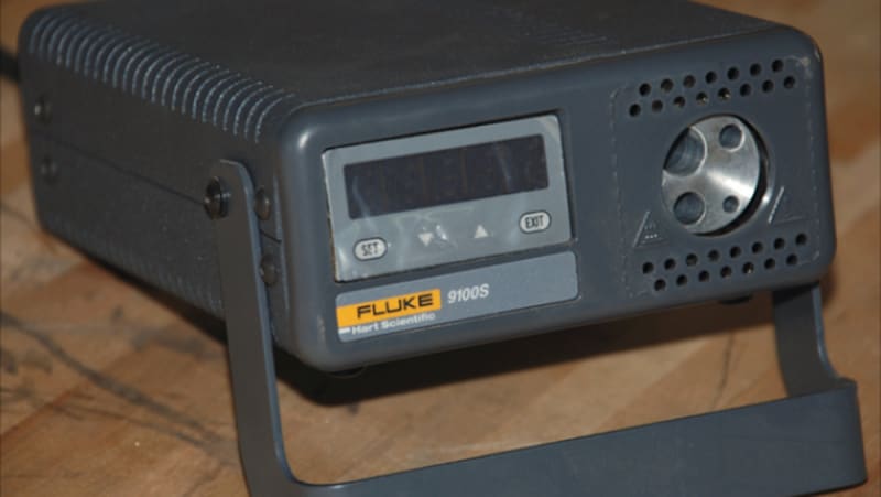 Digital Thermometers and Calibrators
