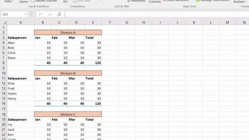 SkillPath® Excel 2016 Pivot Tables: Topic 3 -- Advanced Data Cleanup
